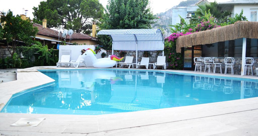 Oskay Hotel Далян Екстериор снимка