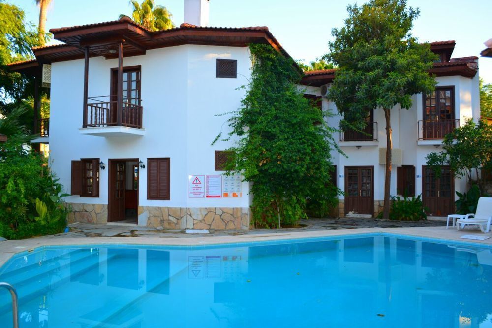 Oskay Hotel Далян Екстериор снимка